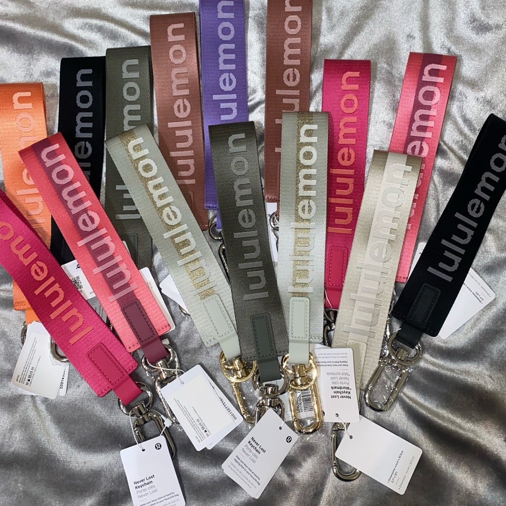 lululemon athletica assorted colorful key & card holders - Picture 4 of 16